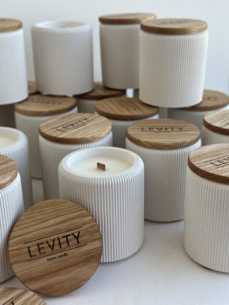 Свічка LEVITY