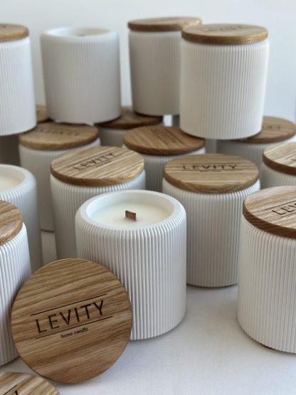 Свічка LEVITY